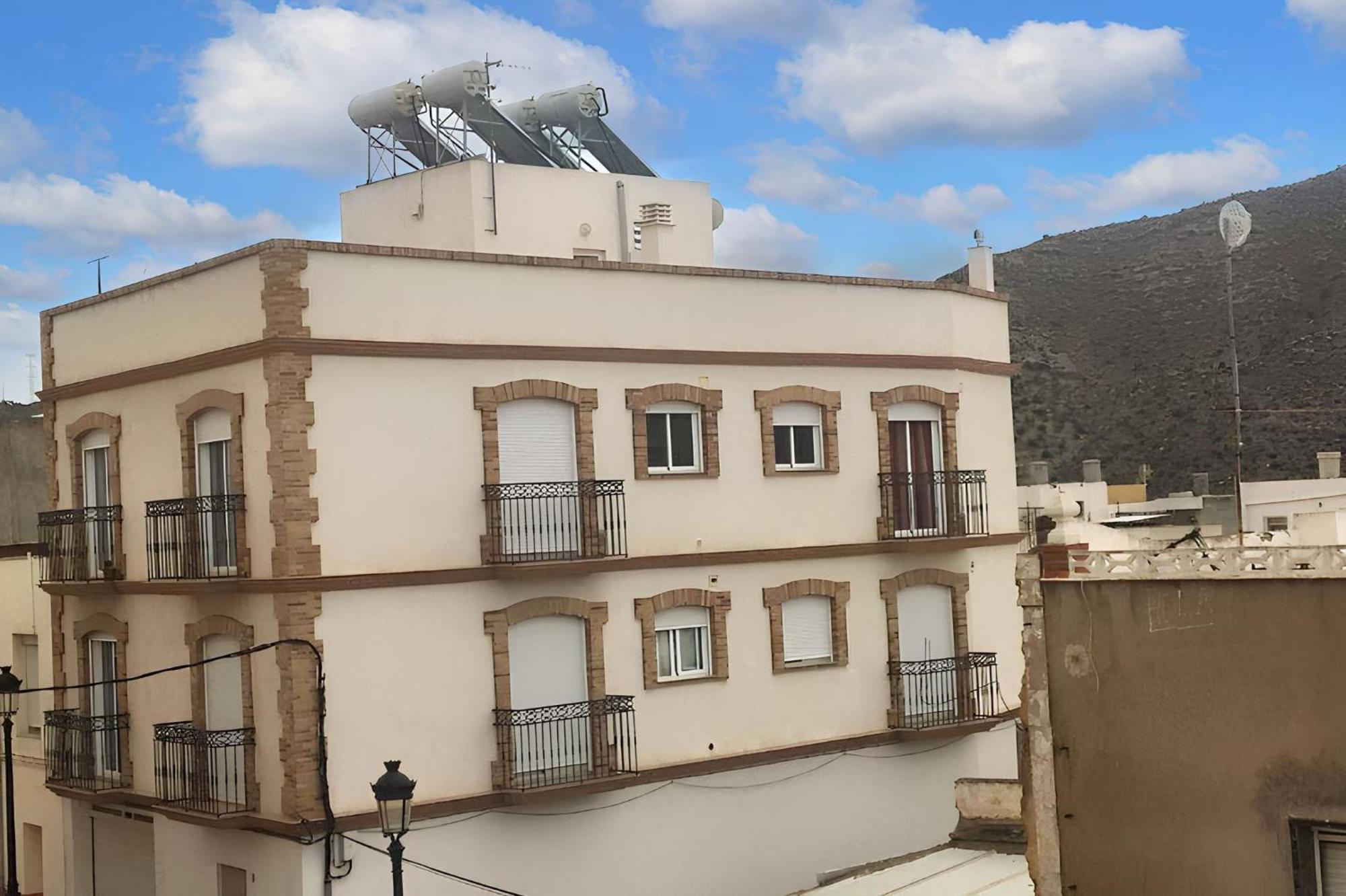 Spacious Apartment With Mountain View In Tabernas, 99 Sqm 外观 照片